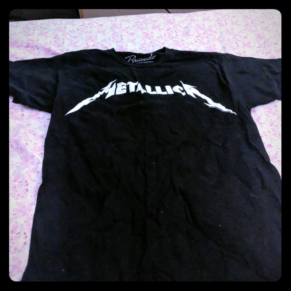 Metallica shirt